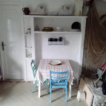 Secluded Fisherman's Radelj, - 12155 Semesterbostad Murter
