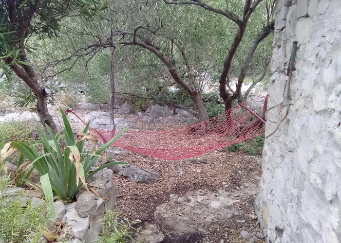 Secluded Fisherman's Radelj, - 12155 *